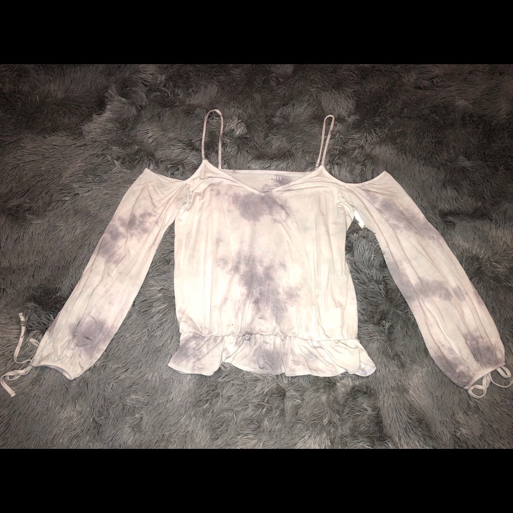 American Eagle Off The Shoulder